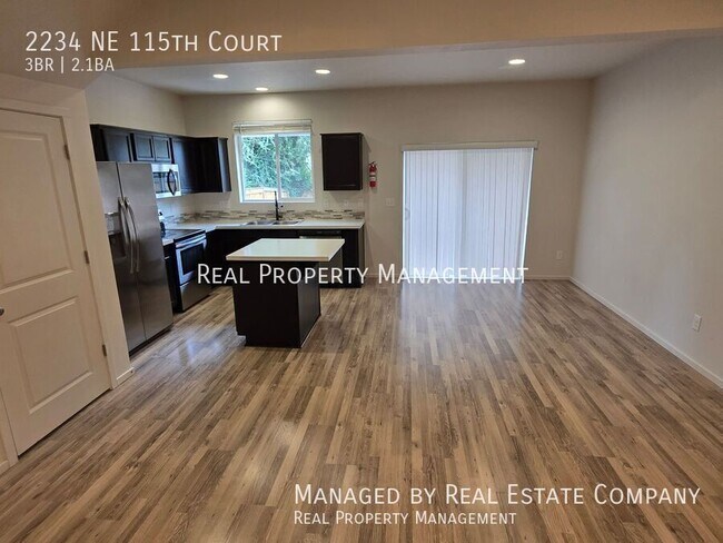 Building Photo - 2234 NE 115th Ct