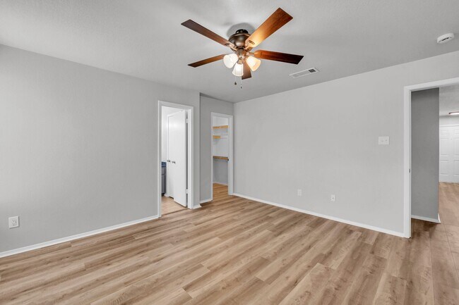 Building Photo - Available NOW!!!! Beautiful 1 story, 4 bed...