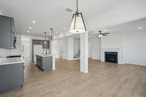 Building Photo - 5445 Hargrove Way