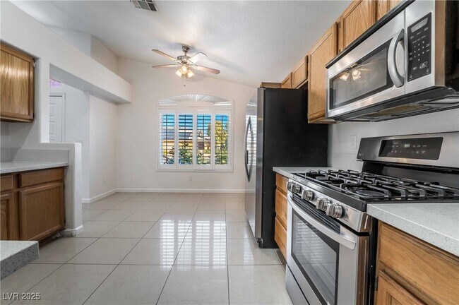 Building Photo - 4407 Matinee Ave