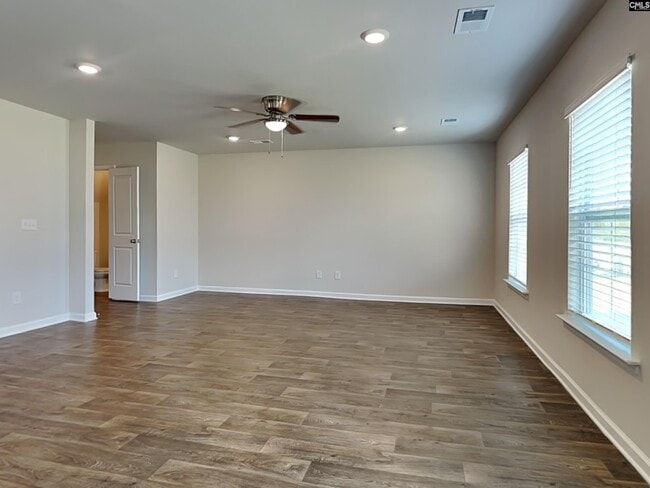 Building Photo - 469 Red Poll Wy