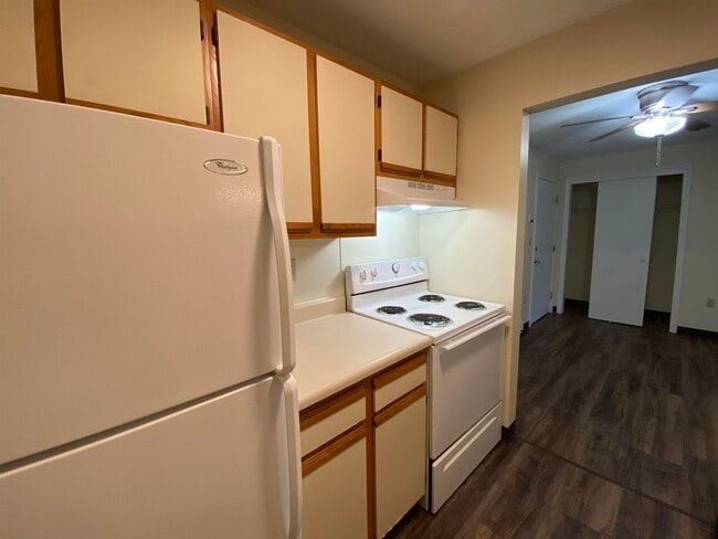 Building Photo - 133 Eastern Ave