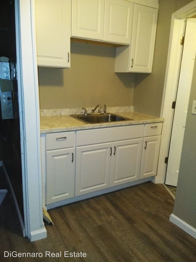 236238 Cypress St 236238 Cypress St Rochester NY 14620 Apartment