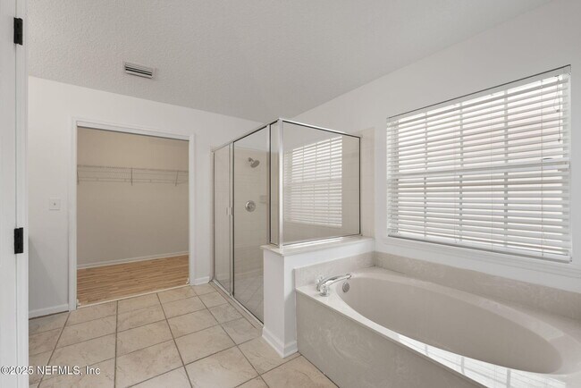 Building Photo - 721 Hazelmoor Ln