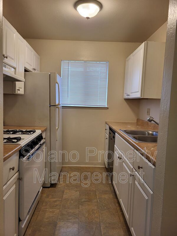 Building Photo - 1970 Peabody Rd