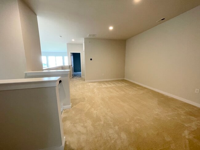 Building Photo - 1104 Whipple Rd