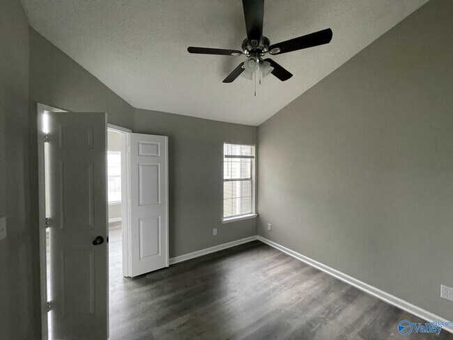 Building Photo - 188 Waters Edge Ln