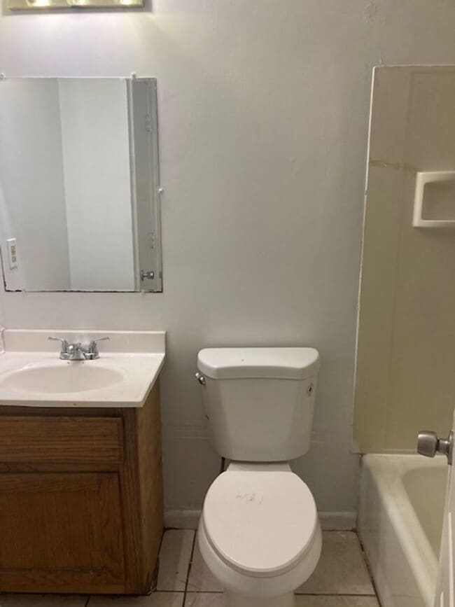 Building Photo - Gulfport 3 Bedroom