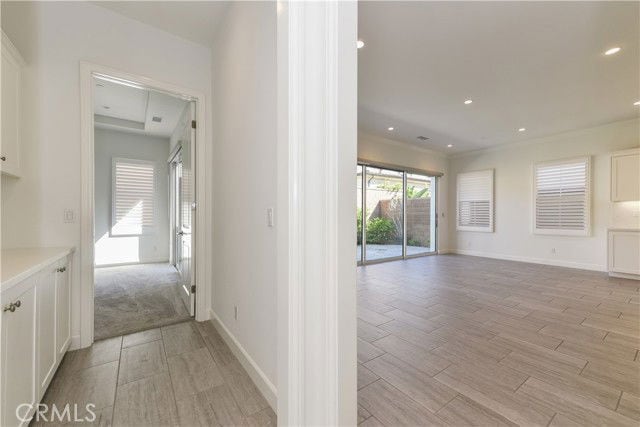 Building Photo - 58 Belfast