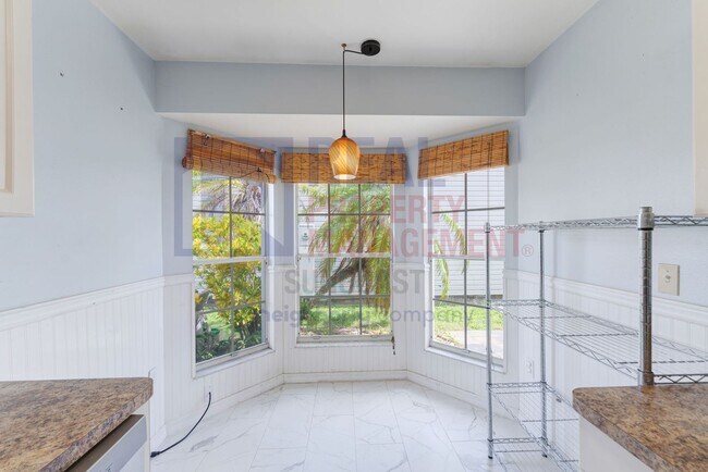 Building Photo - 4005 38th St W