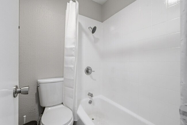 Building Photo - 2235 Winrock Blvd