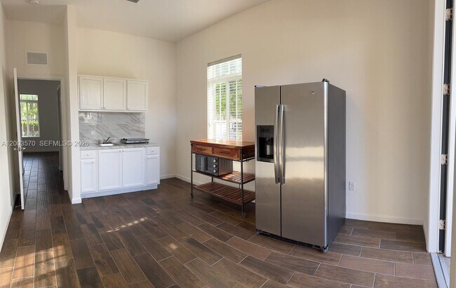 Building Photo - 14237 SW 274th St