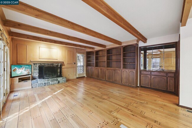 Building Photo - 58 St Andrews Ln