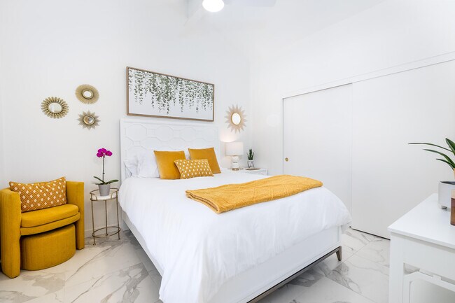 Building Photo - 117 Trento Cir