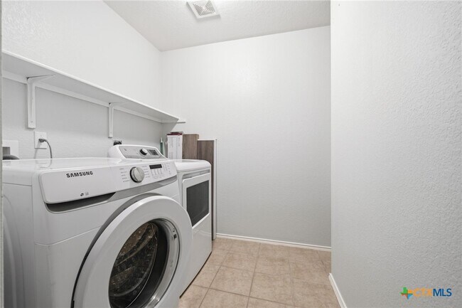 Building Photo - 5212 Capricorn Loop