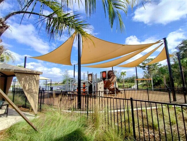 Building Photo - 33325 Binding Ties Ln