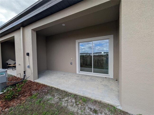 Building Photo - 32021 Spiceberry St