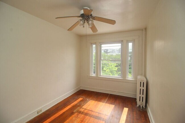 Building Photo - 3206 Guilford Ave