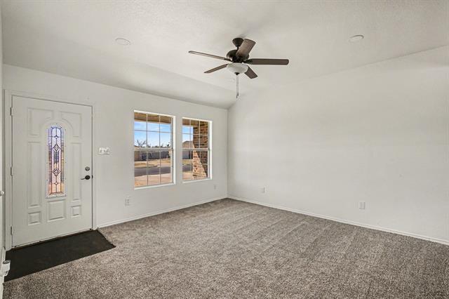 Building Photo - 1307 Lynnwood Dr