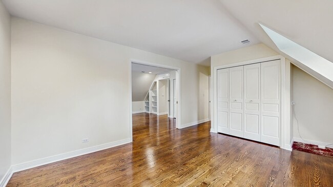 Building Photo - 570 Hathaway Cir