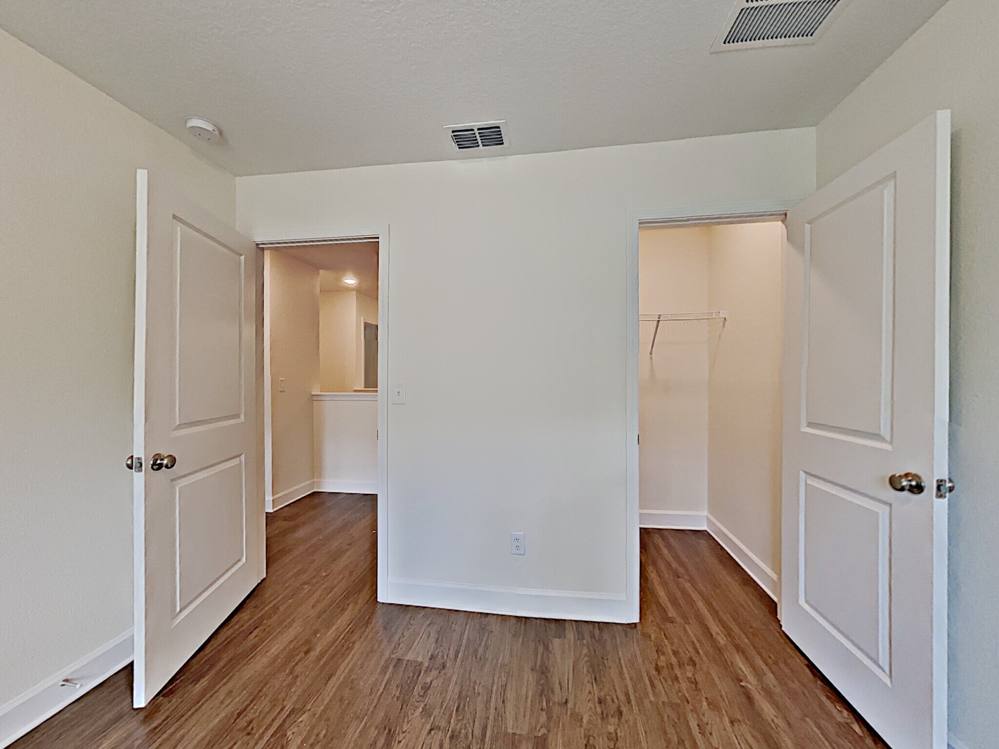 Building Photo - 8619 Highfield Ave
