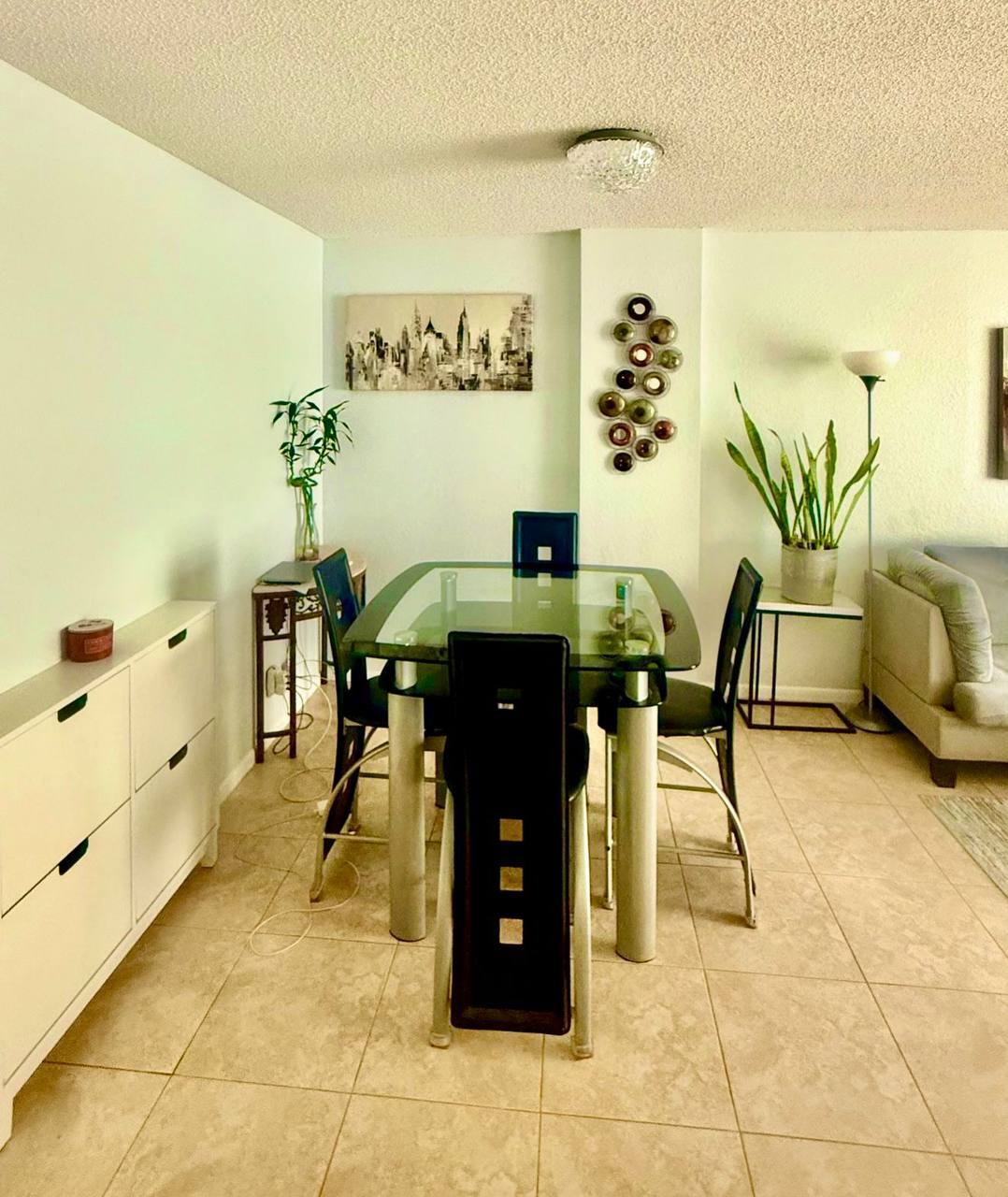 Building Photo - 3161 S Ocean Dr