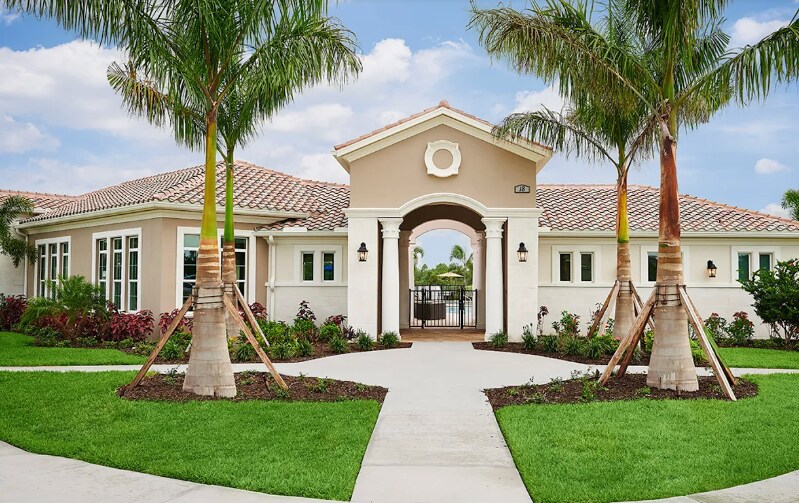 Building Photo - 497 Firebush Dr