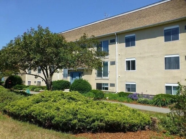 Building Photo - 226 Swanson Rd