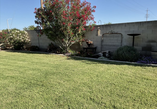 Building Photo - 686 Millbrook St