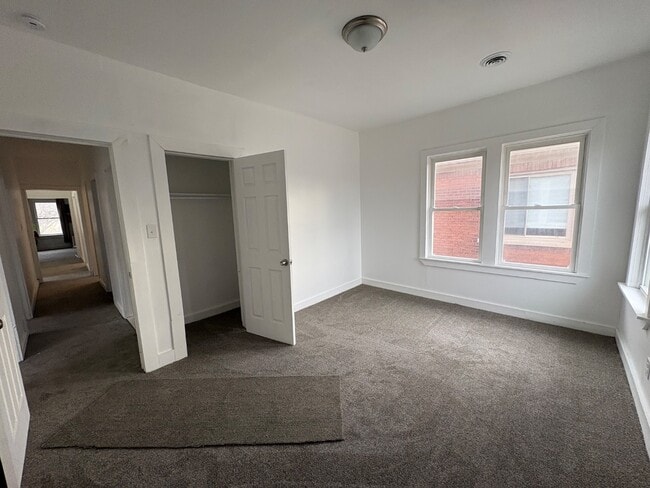 Building Photo - 3317 Webb St