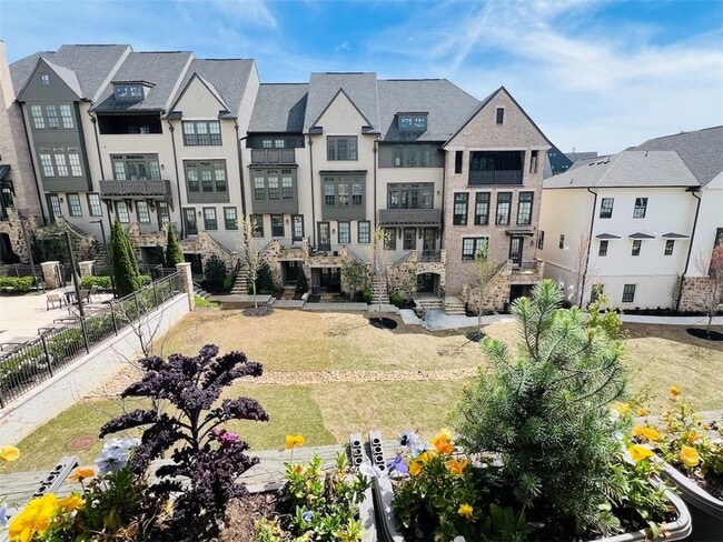 Building Photo - 6715 Encore Blvd