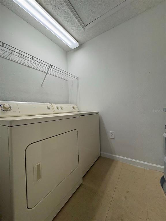 Building Photo - 12021 Villanova Dr