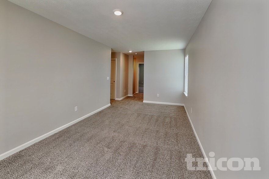 Building Photo - 1810 Downey Ln