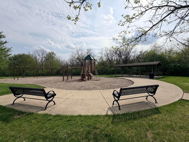 Building Photo - 5205 Wabash River St