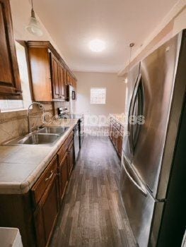 Building Photo - 9140 Sailfish Dr