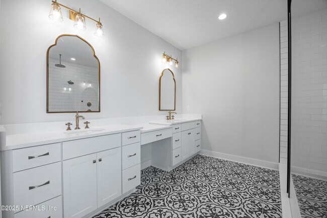 Building Photo - 86 Sunset Ridge Ct