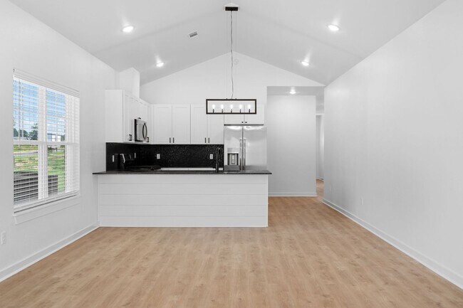 Building Photo - Abbington @ Chaffee Crossing ~ 3 Bedroom D...