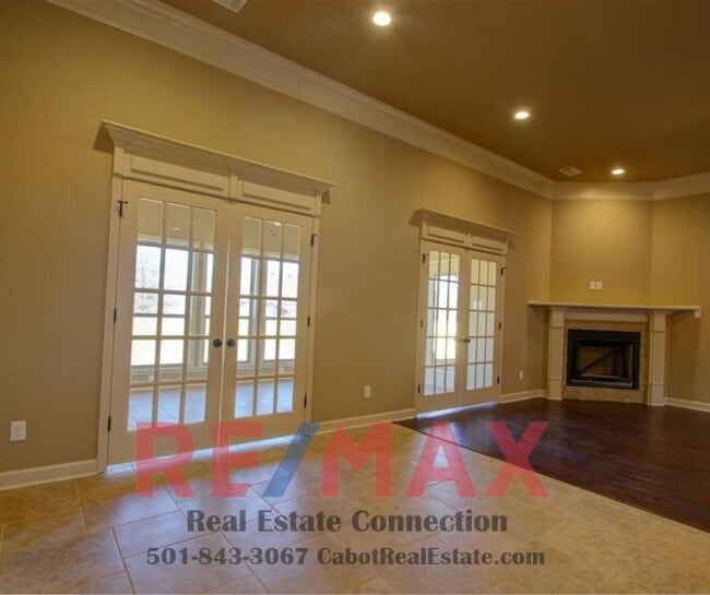 Building Photo - 18 Shadow Creek Dr