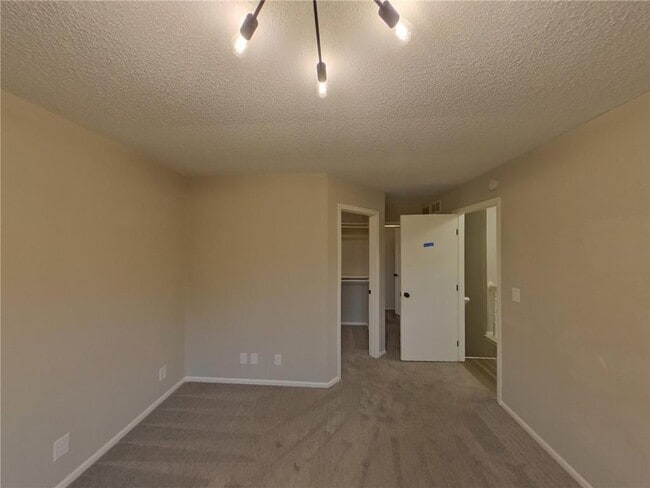 Building Photo - 4770 138th St W