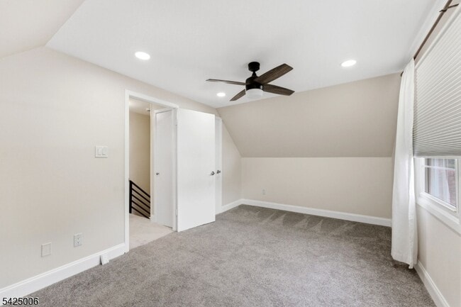 Building Photo - 3 Cypress Rd