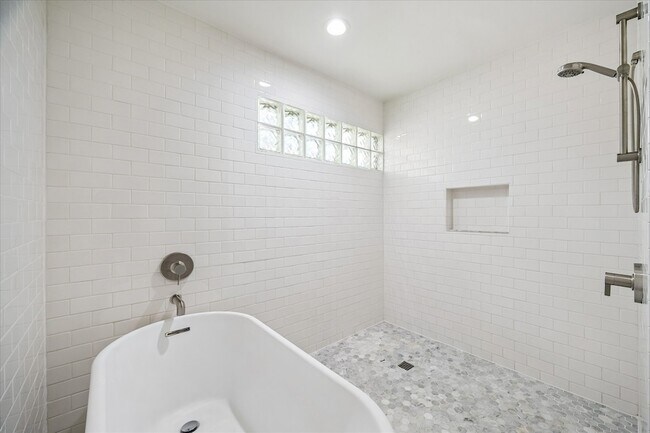 Building Photo - 4715 Braesvalley Dr