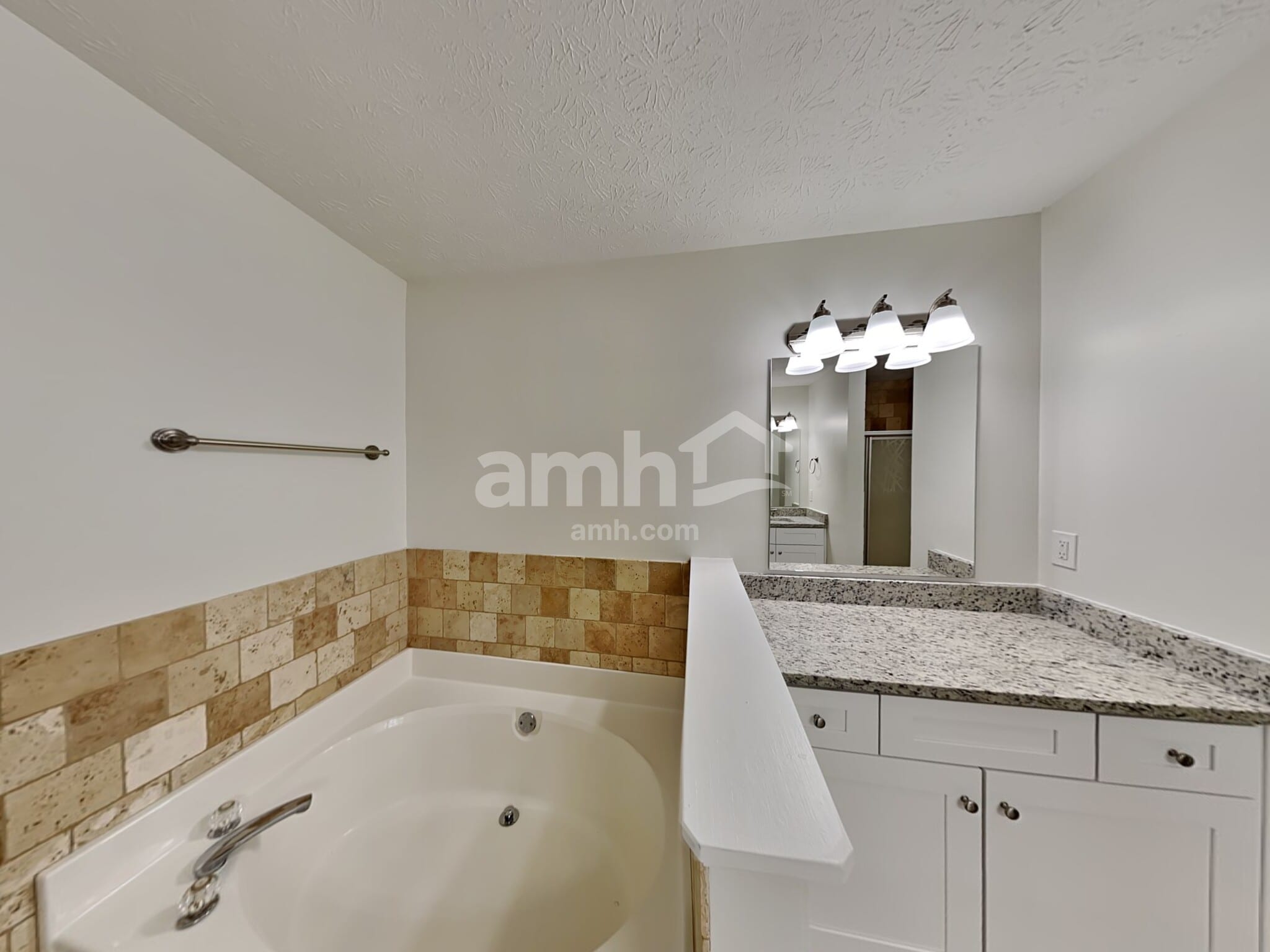 Building Photo - 2631 Abbots Glen Dr NW