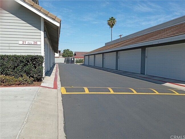 Building Photo - 10371 Garden Grove Blvd