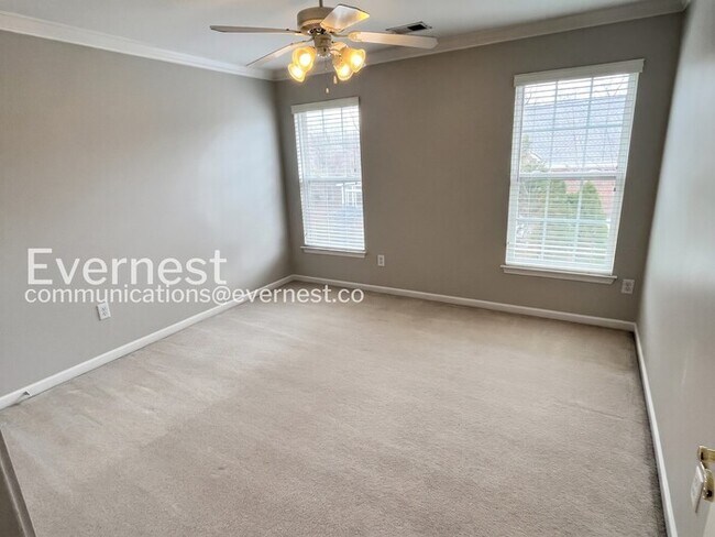 Building Photo - 743 Rolling Fork Dr