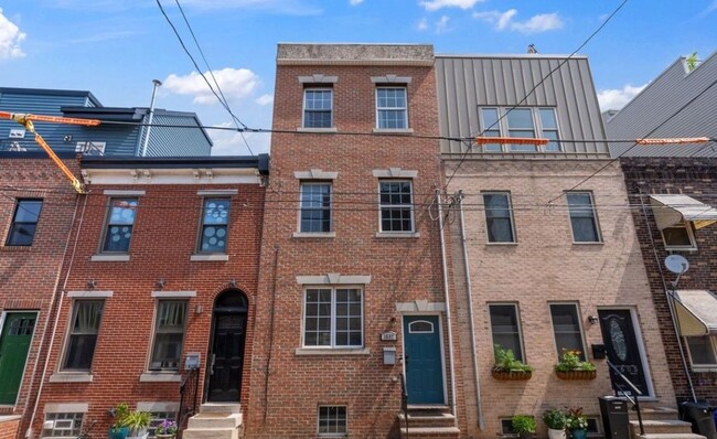 Building Photo - 1607 Manton St