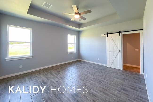 Building Photo - 217 Olde Ml Ct