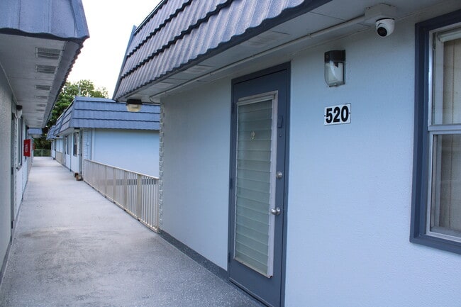 Building Photo - 520 Brittany K