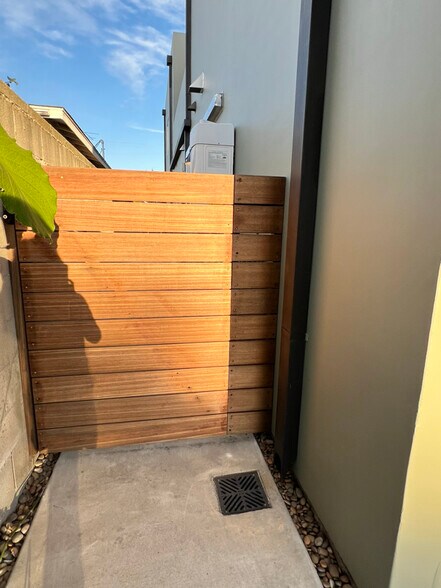 Building Photo - 3236 Cattaraugus Ave