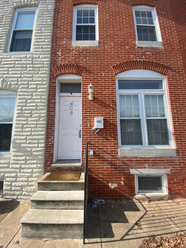 Building Photo - 404 N Collington Ave