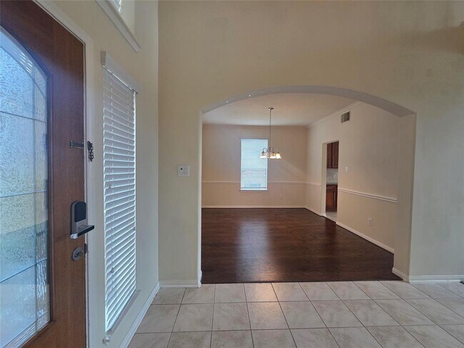Building Photo - 42 Atascadero Dr